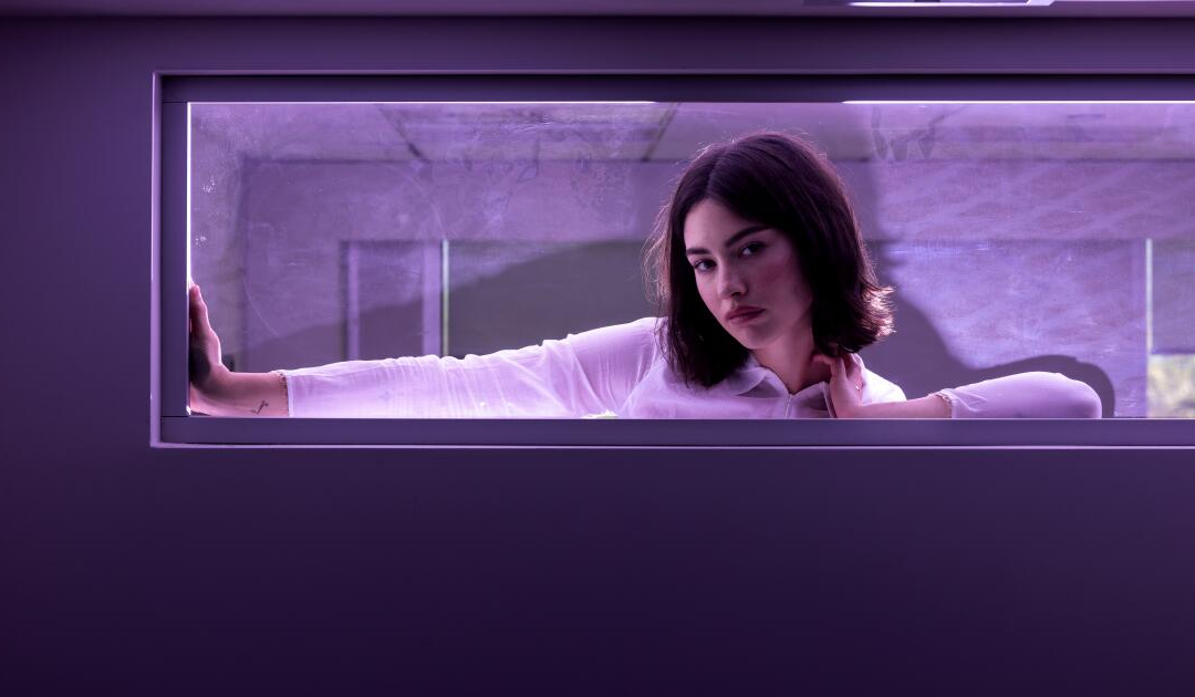 Gracie Abrams isn't keeping to herself on her sophomore album, 'The Secret of Us'