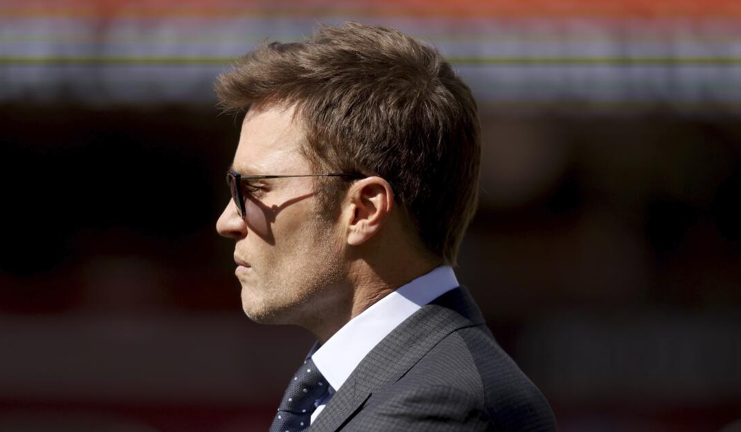 NFL Network host apologizes after criticizing Tom Brady's broadcasting debut: 'I am rooting you on'